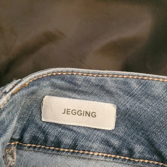 Torrid Denim Jeans (We Swear By The Fit Jeggings) - Picture 4 of 11